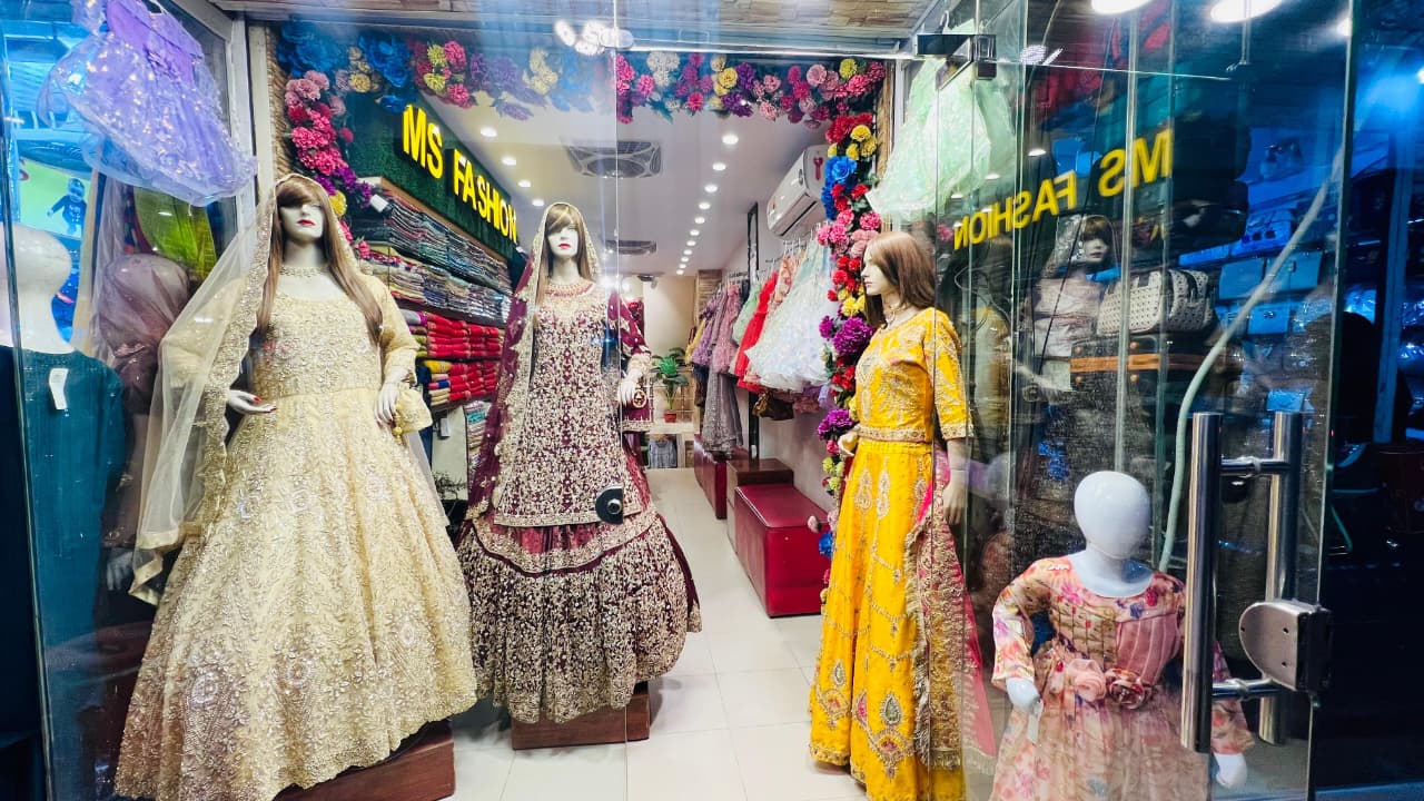 Bridle Lehnga For Rent & New Party Wear & Casual